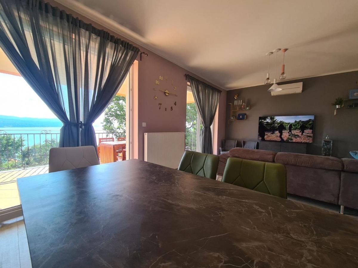 Family Apartment Nekic Opatija Eksteriør billede